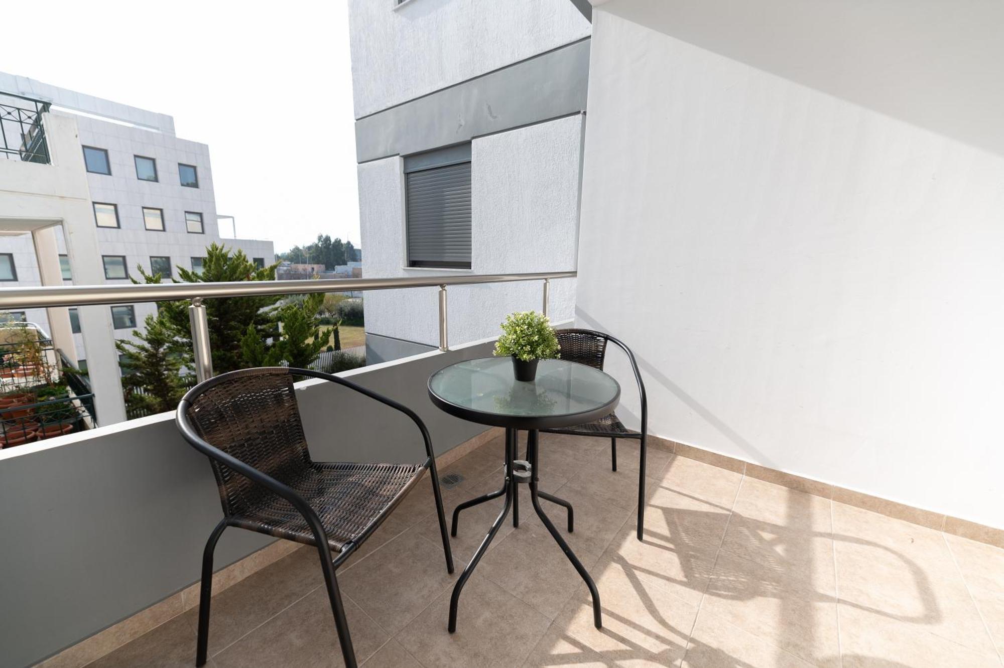 Stylish Spacious Apartment In Palaio Faliro Athen Exterior foto